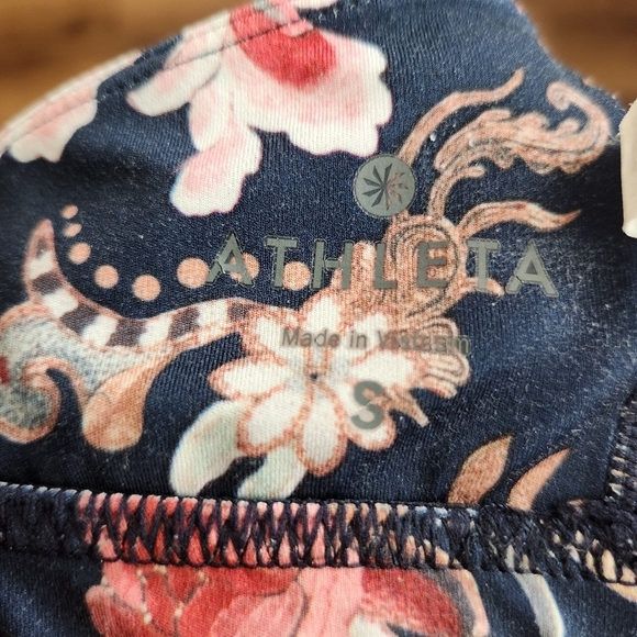 Athleta Floral Sports Bra - Black and Pink - Picture 4 of 4